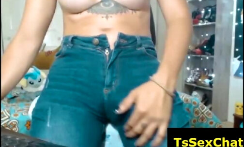 Latina TS cannot hold monsterpenis in pants