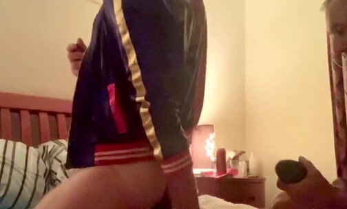 Harley Quinn stretched by daddy