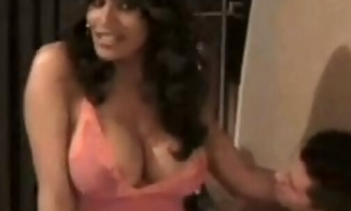 Slutty tranny with huge boobs in homevideo