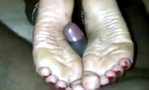 Sri lankan tranny feet