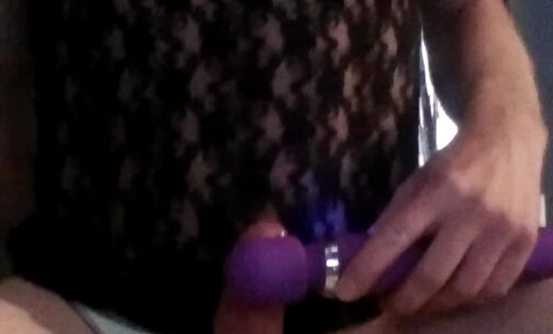 me cumming like the sissy gurl that i am then locking myself in chastity