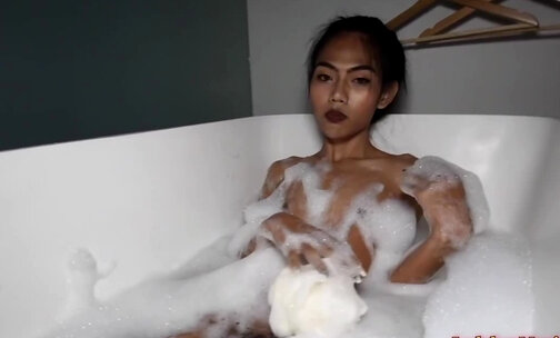 Skinny Ladyboy Venus Takes Bath And Gives Blowjob
