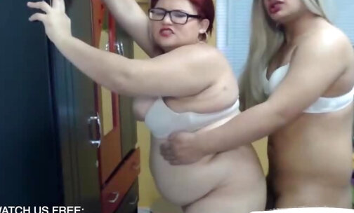 TS fucks BBW girl webcam