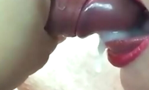 getting a semen inside a lips