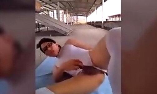 risky rooftop tugging