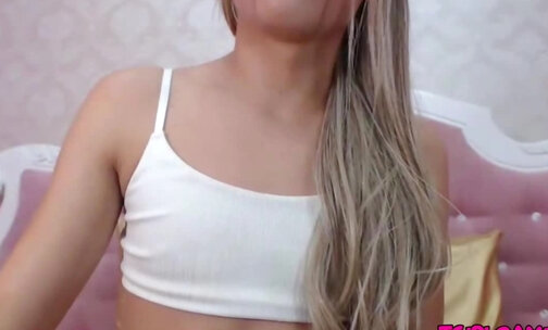 Blonde latina Tgirl monstercock Webcam