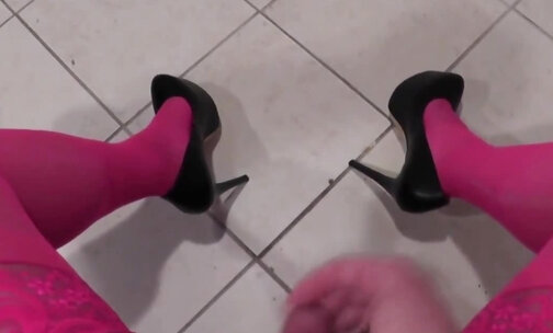 Crossdressing sissy CD Trudy black heels pink thigh hig